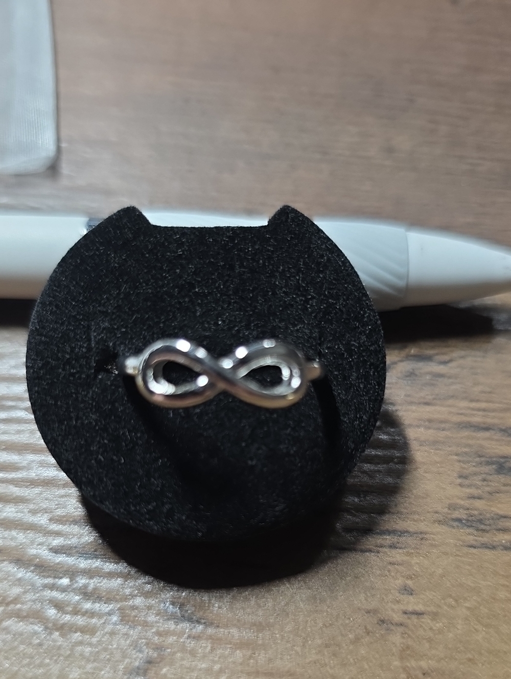 Sterling Silver Infinity Ring - Black